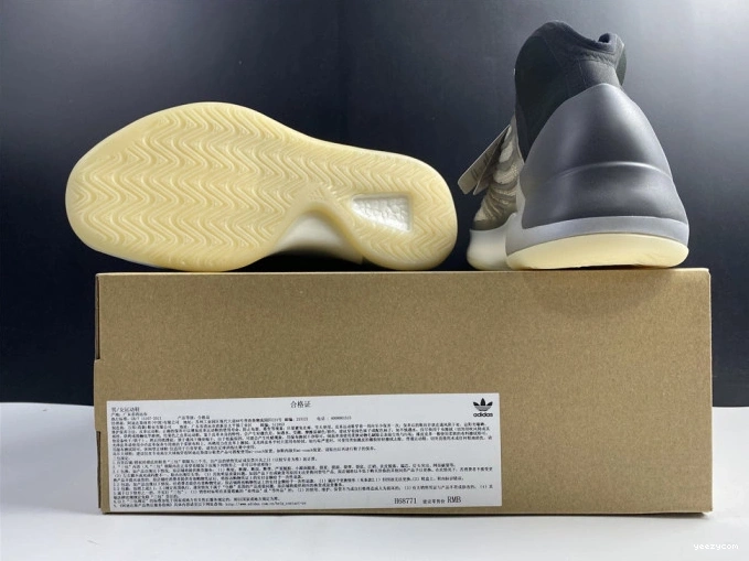 Barium Quantum Yeezy Adidas H68771 1109